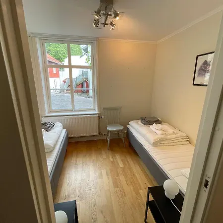 Fint, Gratis Parkering, Med 20 Min Till Goeteborg C Kungälv Exterior photo