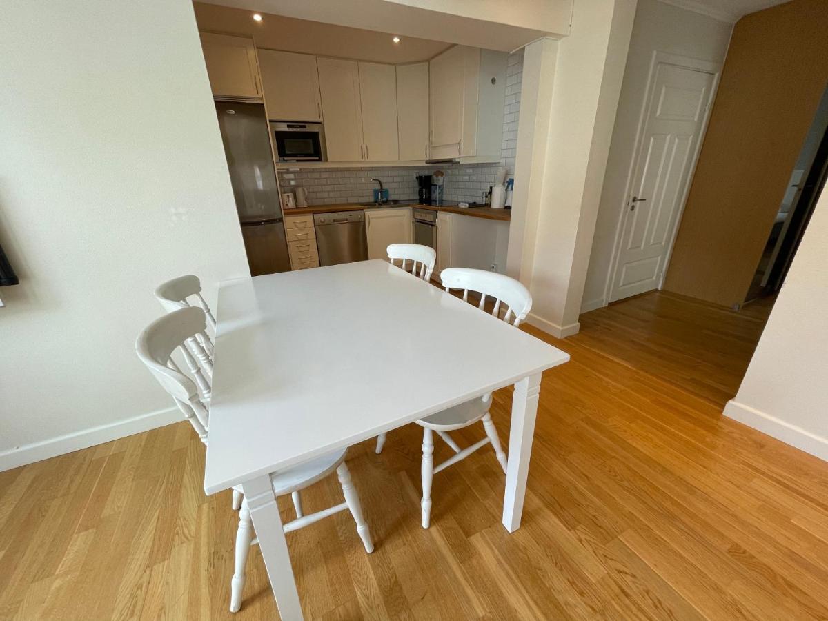 Fint, Gratis Parkering, Med 20 Min Goeteborg C Apartment Kungalv